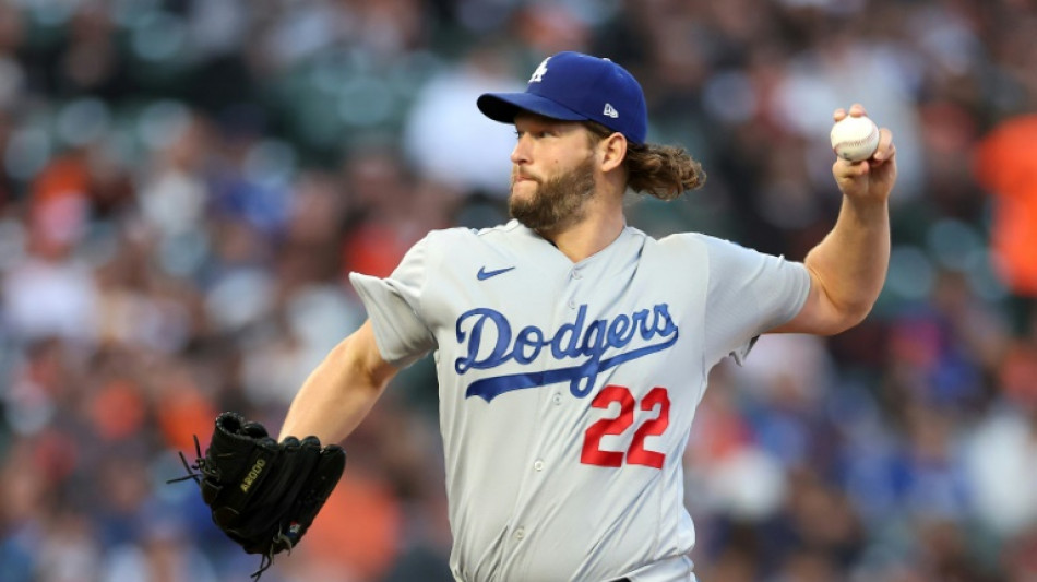 Kershaw undergoes left-shoulder surgery, aims for '24 return