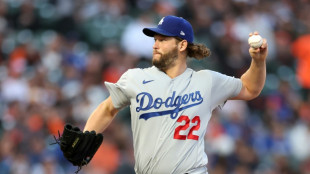 Kershaw undergoes left-shoulder surgery, aims for '24 return