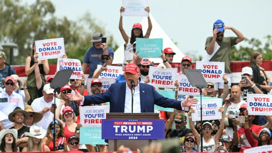 A Las Vegas, des milliers de trumpistes viennent acclamer leur "d&eacute;linquant"