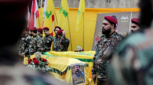 Bombardeios israelenses contra posi&ccedil;&otilde;es do Hezbollah em S&iacute;ria e L&iacute;bano matam dezenas