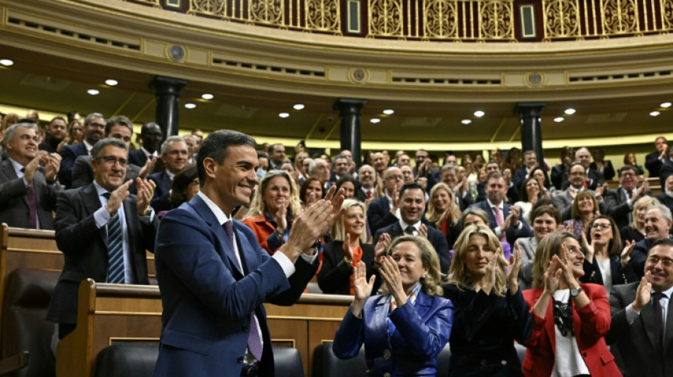 Um governo de perfil pol&iacute;tico na Espanha para um mandato complicado