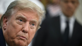 Septi&egrave;me nuit de frappes entre Isra&euml;l et l'Iran, Trump n'exclut pas une intervention am&eacute;ricaine