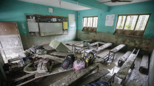 Fa evacuare studenti prima dell'inondazione, preside nepalese salva 900 alunni
