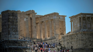Grecia tuvo en 2023 un r&eacute;cord de turistas extranjeros pese a los incendios