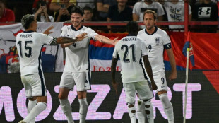 Inglaterra goleia S&eacute;rvia (5-0) e fica perto da Copa de 2026