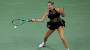 Us Open: Alcaraz in crescita, Sabalenka avanza