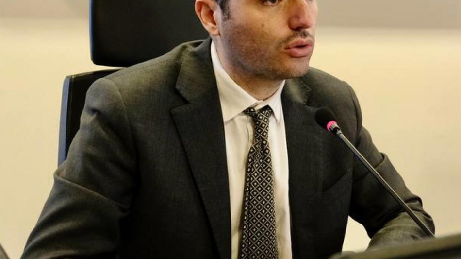 Procura revoca richiesta di arresto per ex assessore Puglia