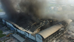 Seis muertos en el incendio de una f&aacute;brica de pelotas de golf en Taiw&aacute;n