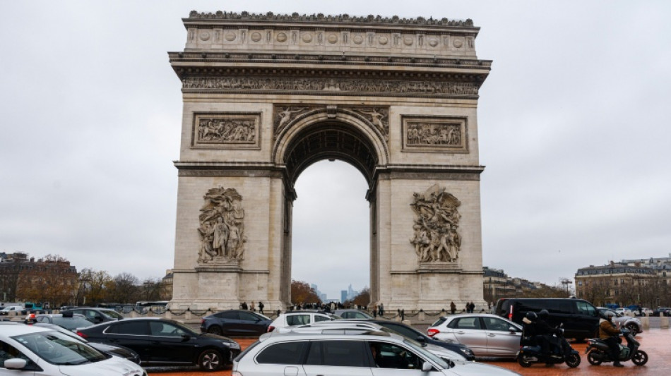 France updates net-zero plan, with fossil fuel phaseout