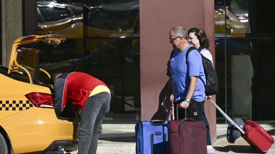 Bloqueio energ&eacute;tico dos EUA asfixia turismo em Cuba