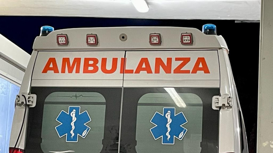 Operaio 26enne ditta edilizia acrobatica precipita e muore