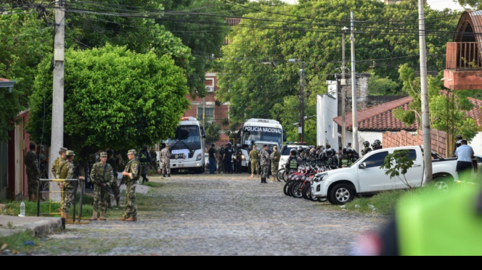 Paraguay: 10 morts lors d'une op&eacute;ration de transfert de prison d'un chef de gang 