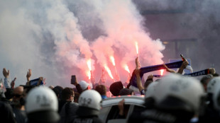 In Sonderzug nach Saarbr&uuml;cken: Fu&szlig;ballfan beleidigt Reinigungskr&auml;fte rassistisch