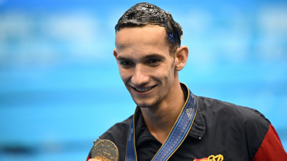 Espanhol Fernando D&iacute;az del R&iacute;o &eacute; o primeiro homem campe&atilde;o mundial de nado art&iacute;stico solo
