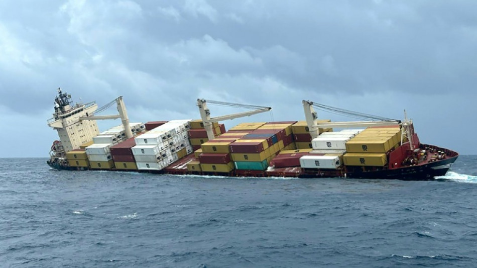 India races to contain oil spill after container ship sinks