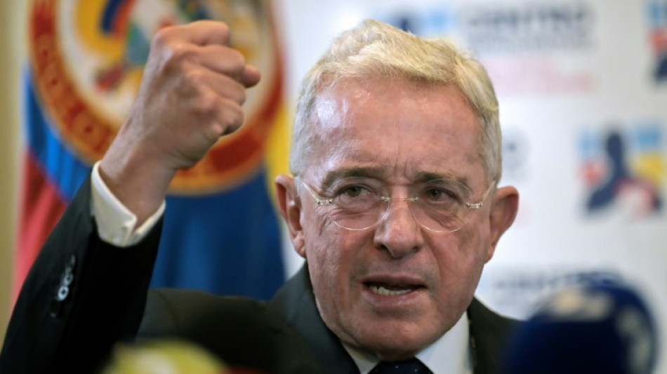 La defensa del expresidente colombiano &Aacute;lvaro Uribe pide anular cargos de soborno