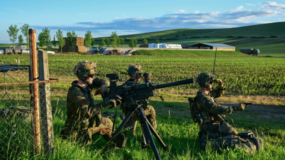 Grüne wollen beim Wehrdienst "perspektivisch" auch Frauen in die Pflicht nehmen