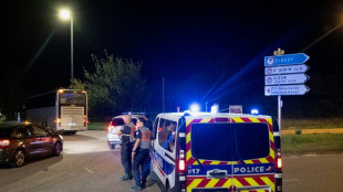 Descarrilamento de trem deixa 44 feridos no norte da Fran&ccedil;a