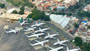 Las aerol&iacute;neas mexicanas de bajo costo Volaris y Viva anuncian su fusi&oacute;n