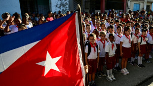 Apag&otilde;es, falta de professores e uniformes marcam in&iacute;cio do ano letivo em Cuba
