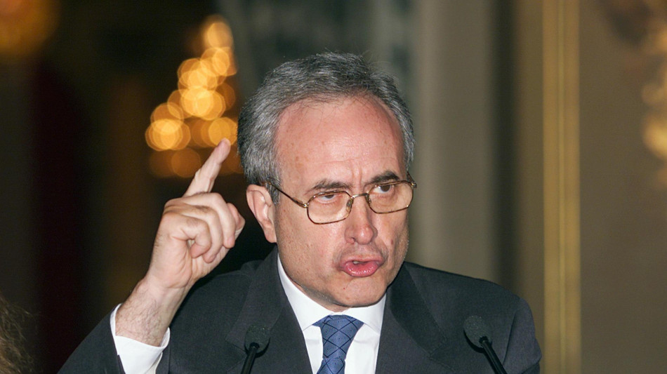 E' morto l'ex sindaco di Parigi Jean Tiberi, aveva 90 anni