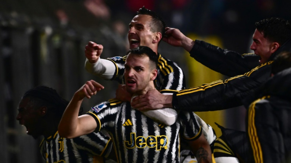 Juventus vence Monza e &eacute; l&iacute;der provis&oacute;ria do Campeonato Italiano