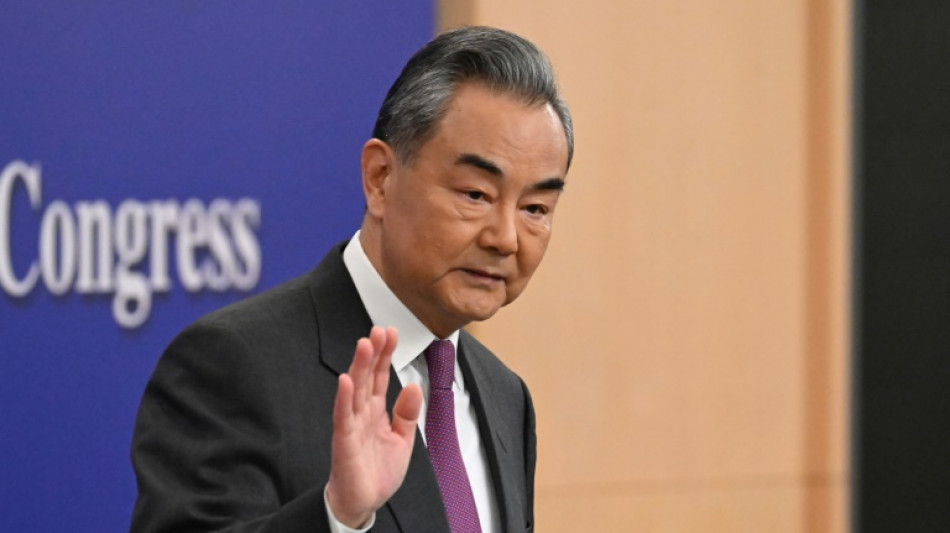 China critica 'repress&atilde;o' dos EUA e defende proximidade com a R&uacute;ssia
