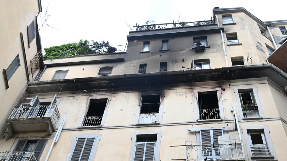 Morta per salvarsi da rogo, compagno fermato per omicidio