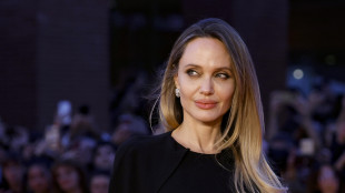 Angelina Jolie visita l'Ucraina, 'drone russo sopra di noi'