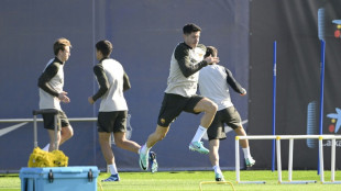 Xavi hints injured stars could return for Clasico