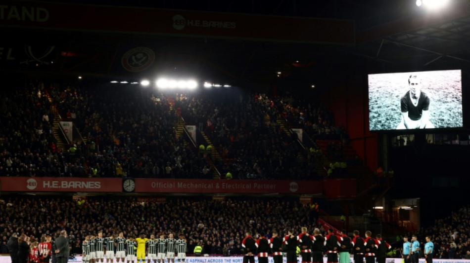 Man Utd say 'big goodbye' to Bobby Charlton with emotional win