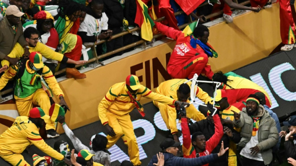 Senegaleses detidos na Copa Africana de Na&ccedil;&otilde;es declaram greve de fome