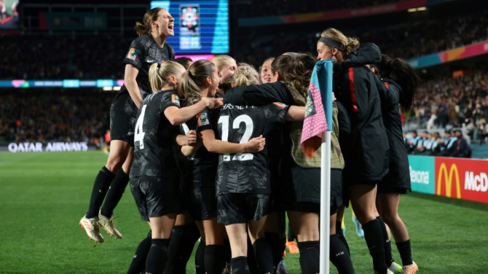 Nova Zel&acirc;ndia e Austr&aacute;lia vencem na abertura da Copa do Mundo feminia
