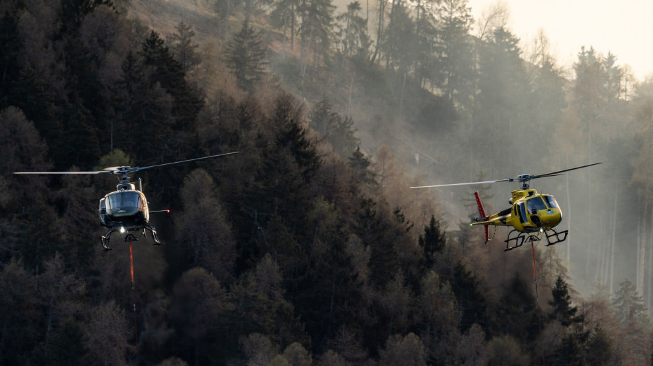 Rogo in val Venosta: i drammatici scatti del pompiere-fotografo