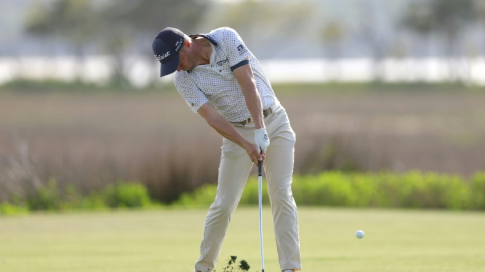 Thomas maintains two-shot lead at RBC Heritage