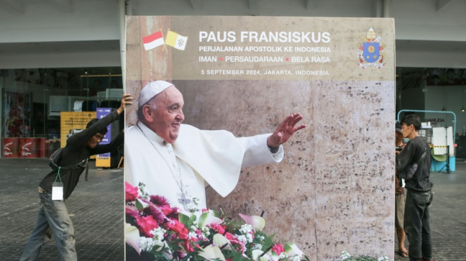 Le pape rencontre le pr&eacute;sident indon&eacute;sien &agrave; l'entame d'une tourn&eacute;e marathon