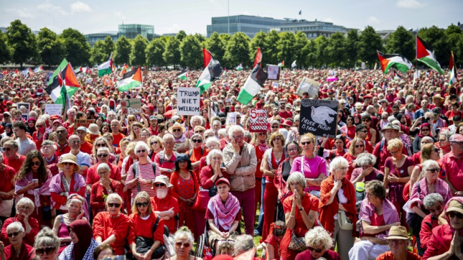 Pays-Bas : une mar&eacute;e rouge &agrave; La Haye pour demander au gouvernement de lutter contre le "g&eacute;nocide" &agrave; Gaza