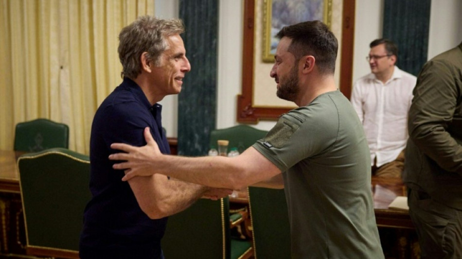 "Eres mi h&eacute;roe", dice el actor Ben Stiller al presidente ucraniano en Kiev