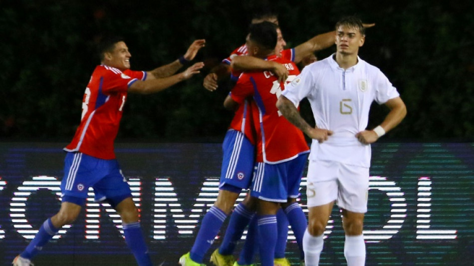 Chile afunda Uruguai de Bielsa no Pr&eacute;-Ol&iacute;mpico com vit&oacute;ria de 1 a 0