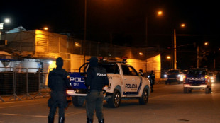 Al menos 31 presos mueren en una c&aacute;rcel de Ecuador durante una jornada violenta