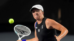 No.2 Swiatek beats No.1 Sabalenka in WTA Finals semis