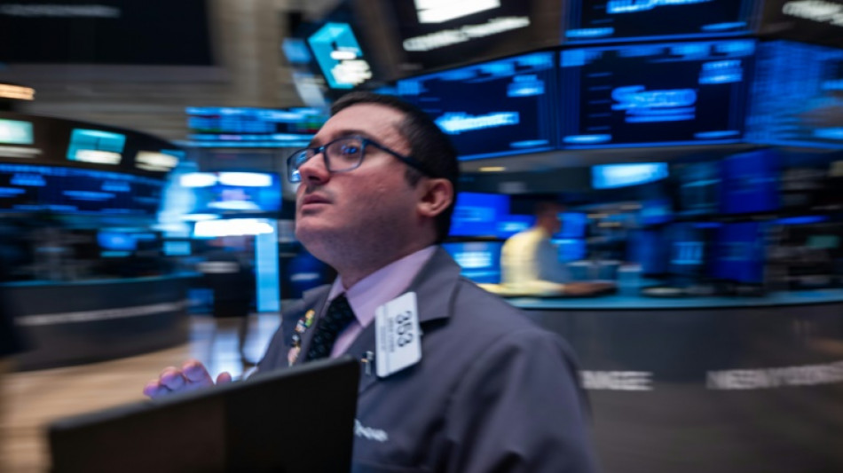 Wall Street termine en hausse, croit plus que jamais &agrave; des baisses de taux imminentes