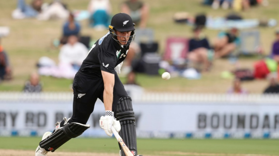 Hay shines as New Zealand make 292-8 in Pakistan ODI