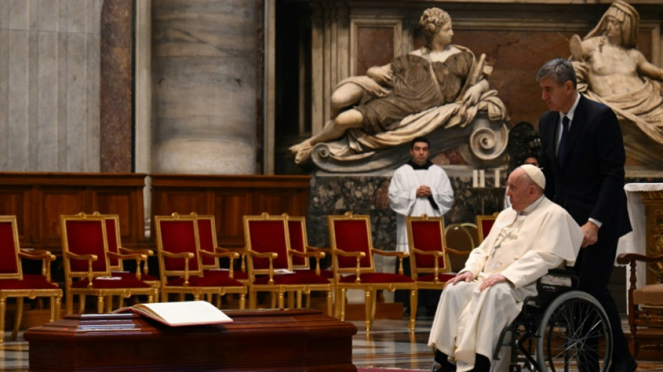 Funeral en el Vaticano para el pol&eacute;mico cardenal australiano Pell