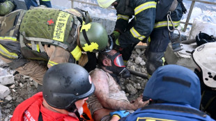 Ataques russos deixam cinco mortos e mais de 20 feridos na Ucrânia
