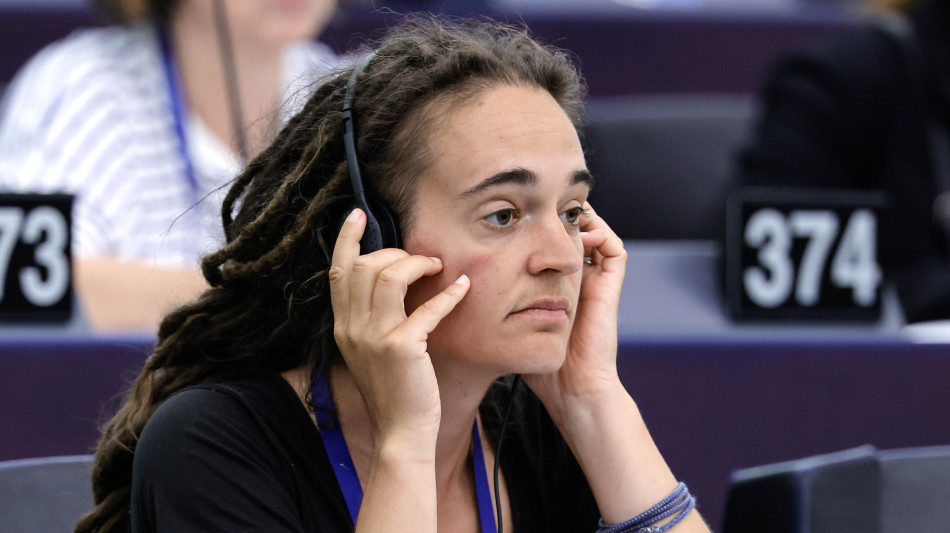 Carola Rackete si dimette da europarlamentare