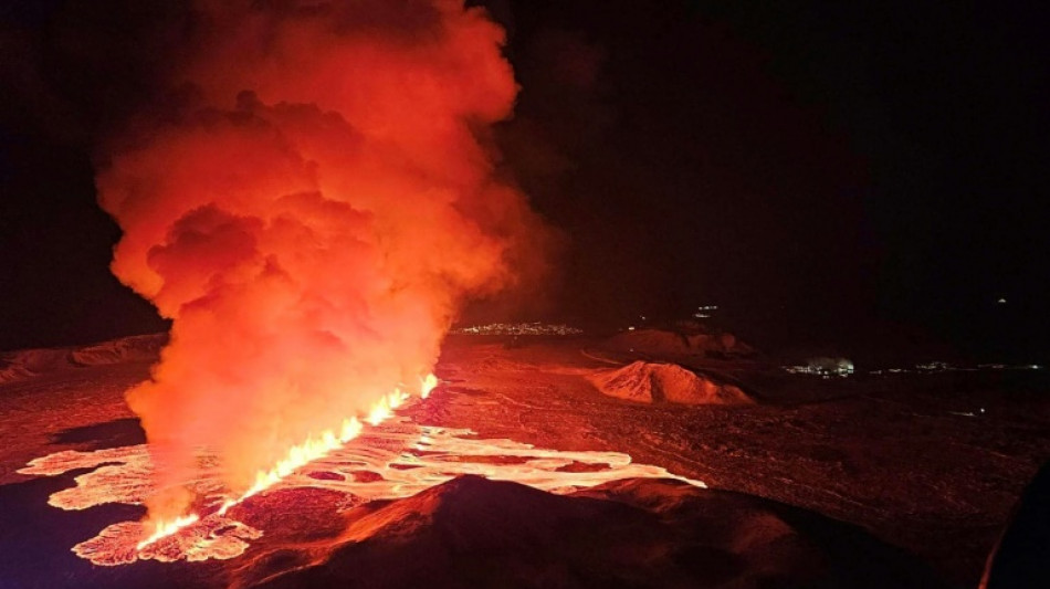 Islande: les habitants d'un village &eacute;vacu&eacute; &agrave; cause d'une &eacute;ruption volcanique autoris&eacute;s &agrave; rentrer chez eux