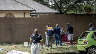 Suben a 15 los muertos en explosi&oacute;n de un cami&oacute;n cisterna en Sud&aacute;frica