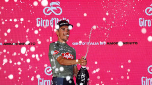 El italiano Stefano Oldani gana la 12&ordf; etapa del Giro de Italia