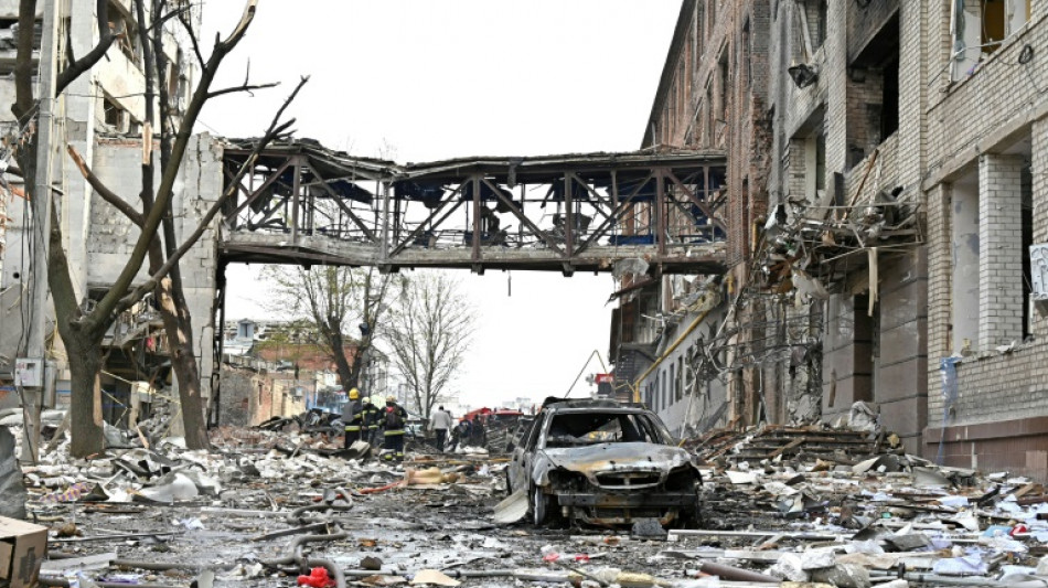 Rettungskr&auml;fte: Mindestens f&uuml;nf Tote bei Angriffen auf Charkiw
